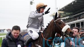 Cleeve hero Gold Tweet to be supplemented for Stayers’ Hurdle