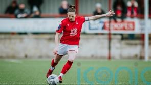 It can be difficult – Lyndsey Harkin juggles motherhood and playing football