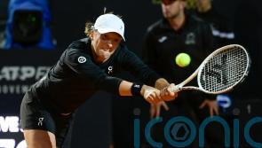 Iga Swiatek hoping to defend her French Open title despite thigh issue