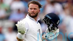 Late reprieve for Ben Duckett keeps England’s hope of miracle chase alive