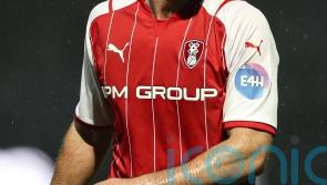 Chesterfield ease past 10-man AFC Fylde in another comfortable victory