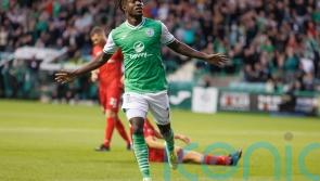 Hibernian snatch late point against Motherwell