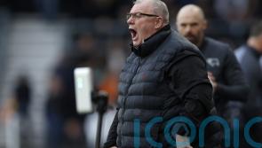 Steve Evans bemoans missed opportunity after Stevenage held by 10-man Fleetwood