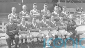 ‘Busby Babe’ Jeff Whitefoot dies aged 90