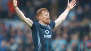 Simon Murray brace helps Dundee to much-needed victory against St Mirren