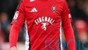 Salford beat Bromley to keep hopes of play-off push alive