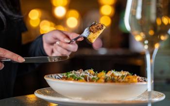 Midweek Dining, Done Right at Souths Pub