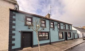 PICTURES: Buyers to take a shot at former Limerick pub on the market for &euro;80,000