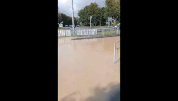 Flooding hits community in Limerick following burst watermain