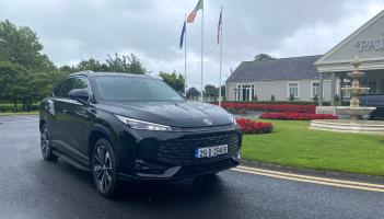 MOTORING REVIEW: MG’s HS PHEV family SUV has over 1,000km combined range