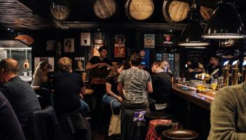 'Once you're not over doing it' - Should kids be brought to the pub with their parents?