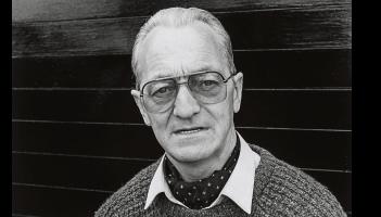 Limerick writer Críostóir O’Flynn - A unique voice with two tongues