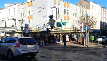 Massive crowds form outside Limerick retailer and they’re not after match tickets