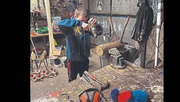 Kind-hearted duo welcome two new arrivals to their wooden reindeer herd!