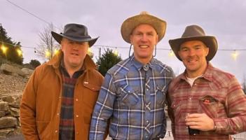 PICTURES: Munster legends strap on the spurs to help Sean O'Brien mark his wedding