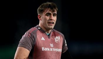 Brian Gleeson signs new contract with Munster Rugby