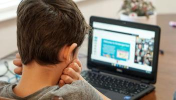 Irish children at 'serious risk' when chatting and gaming with strangers online