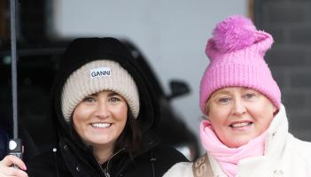 PICTURES: Supporters cheer on Shannon RFC and Cork Constitution in Munster Senior Cup