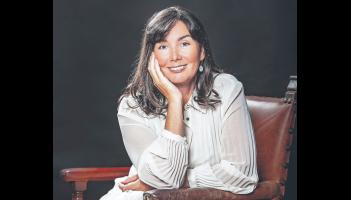 Aviator&rsquo;s legacy revived in novel