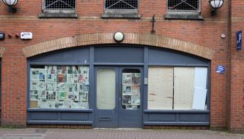 The proposed new Slice takeaway - which is planned for the old White Feather Boutique building - is opposed by the owners of Istanbul Kebab and Hello Pizza 