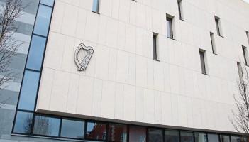 Limerick mother &lsquo;rammed&rsquo; car belonging to son&rsquo;s ex-girlfriend and &lsquo;busted&rsquo; it with crutch