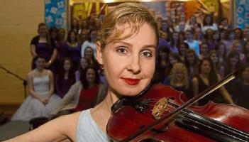 Violinist Anne Phelan will perform at the event