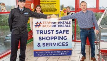 Limerick town plans for a very happy Christmas -  gardaí speak with locals over festive policing plan