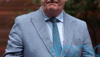 GP vote of no confidence in minister a ‘cry’ for renewed contract talks