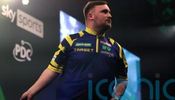 Luke Littler hails &lsquo;absolutely unbelievable&rsquo; crowd after cruising into last four