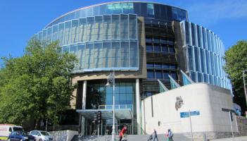 Jury retire to consider verdict in case of Limerick man accused of giving detective &euro;20k for information on CAB