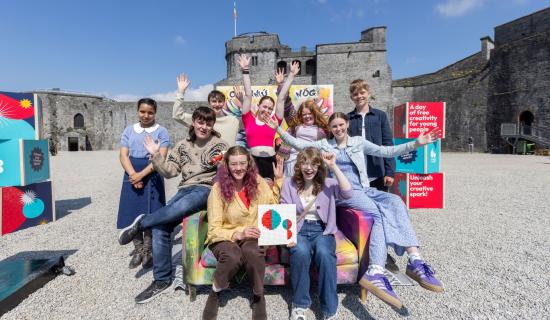 Spray painting, sun and abstract performance: Cruinni&uacute; na n&Oacute;g launches in Limerick