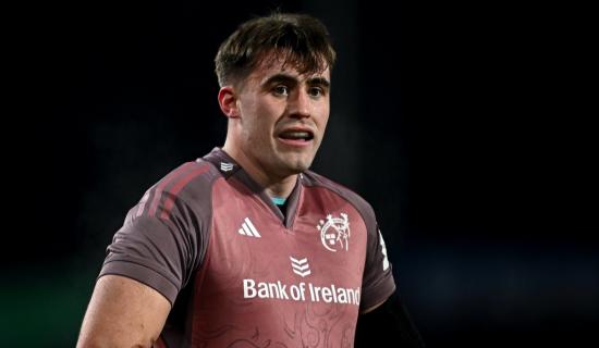 Brian Gleeson signs new contract with Munster Rugby