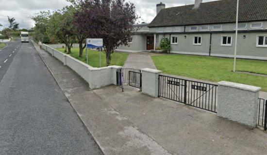 Concerned parents warn of &lsquo;dangerous road&rsquo; outside Limerick school as funding is sought