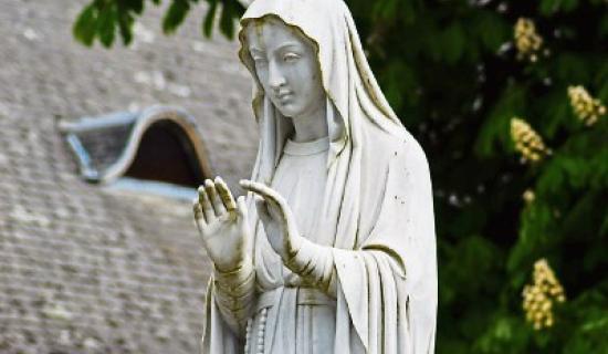 Don't Mind Me: When bleeding statues caused hysteria here