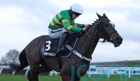 Henderson eyeing Ascot Chase for Jonbon