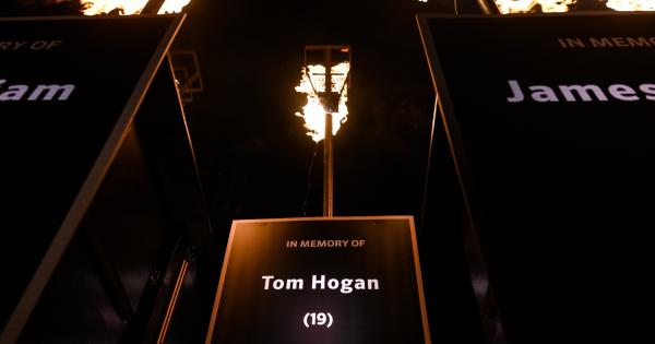 A new commemorative plaque to honour the Limerickman ...