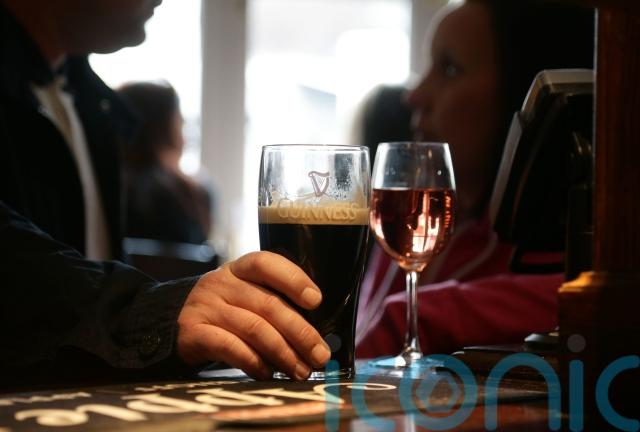 One in four drinkers are now binge drinking, data suggests ...