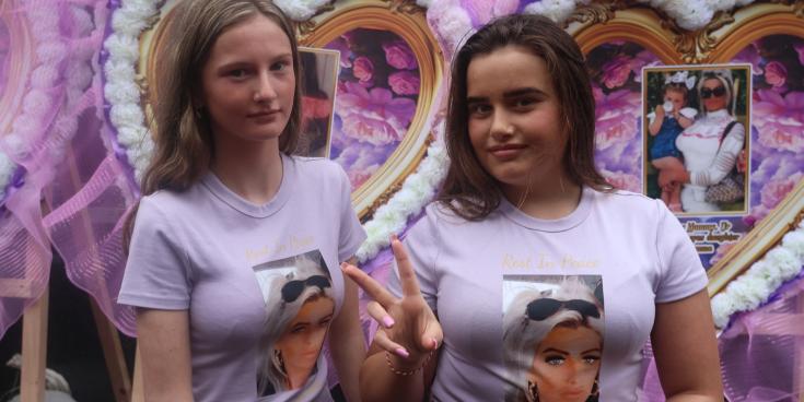 PICTURES: Poignant T-shirts with photo of Limerick mum Scarlett Faulkner worn at her reposal