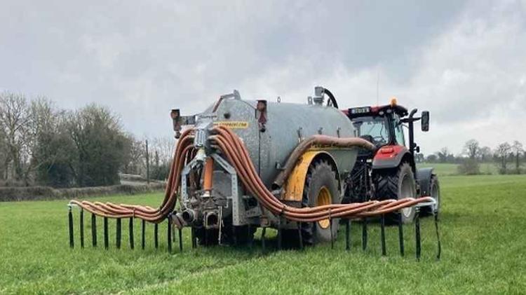 Council warns Limerick farmers that complaints over slurry spreading will be investigated
