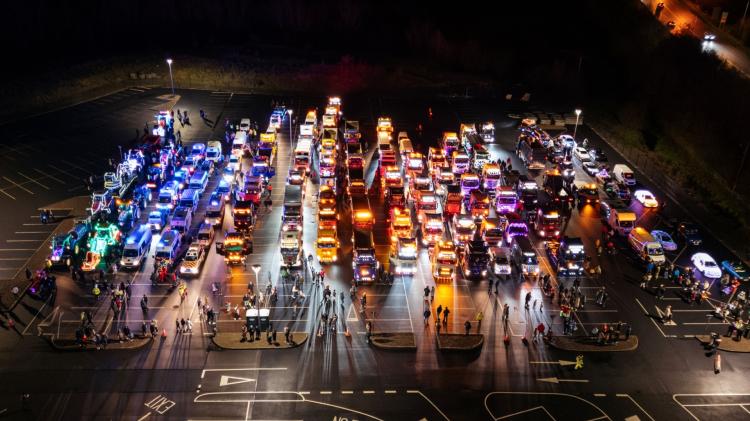 PICTURES: Limerick lit up in spectacular fashion for Blue Light charity run