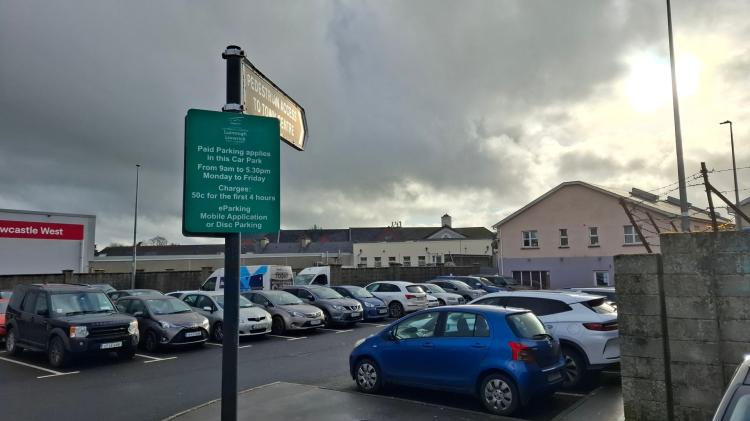Concern over call to reinstall &lsquo;traditional&rsquo; parking metres in Limerick town