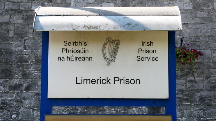 Prison sentence for Limerick man who stole four-pack of beer and crisps