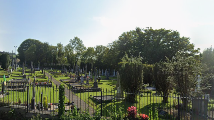 Limerick residents object to construction of new apartments beside 'sacred' graveyard