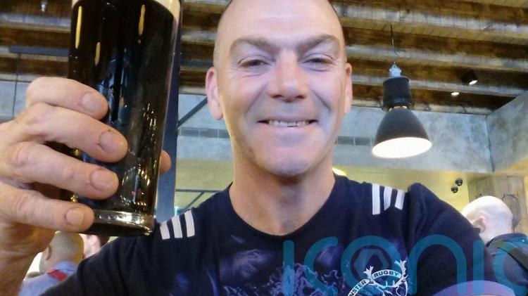 &lsquo;Hero&rsquo; Limerick bus driver says he wants apology after he was sacked after catching thief