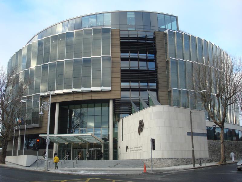 Knife-wielding robber foiled by an off-duty garda is jailed