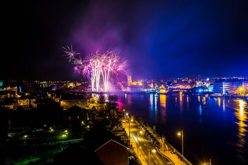 WATCH: Thousands line the Limerick riverfront for fireworks extravaganza