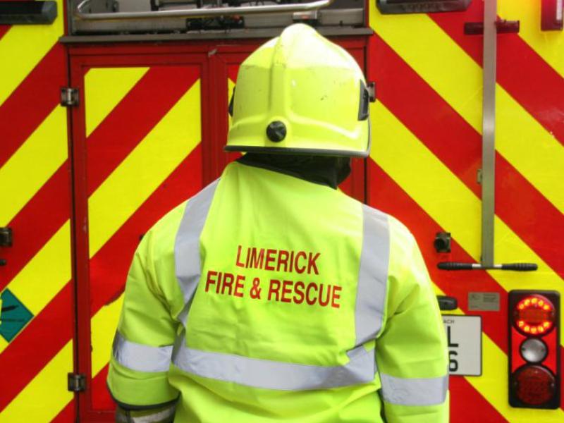Emergency services at scene of 'serious' double car crash on Limerick outskirt