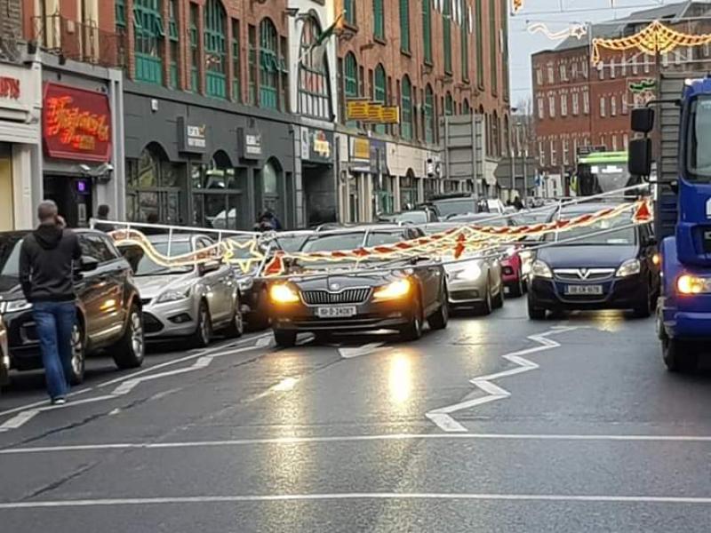 Traffic chaos in Limerick after Christmas lights fall