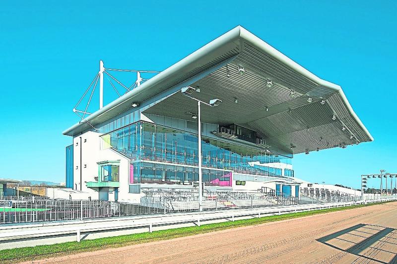 Hot Conflict to the fore in final at the Limerick Greyhound Stadium