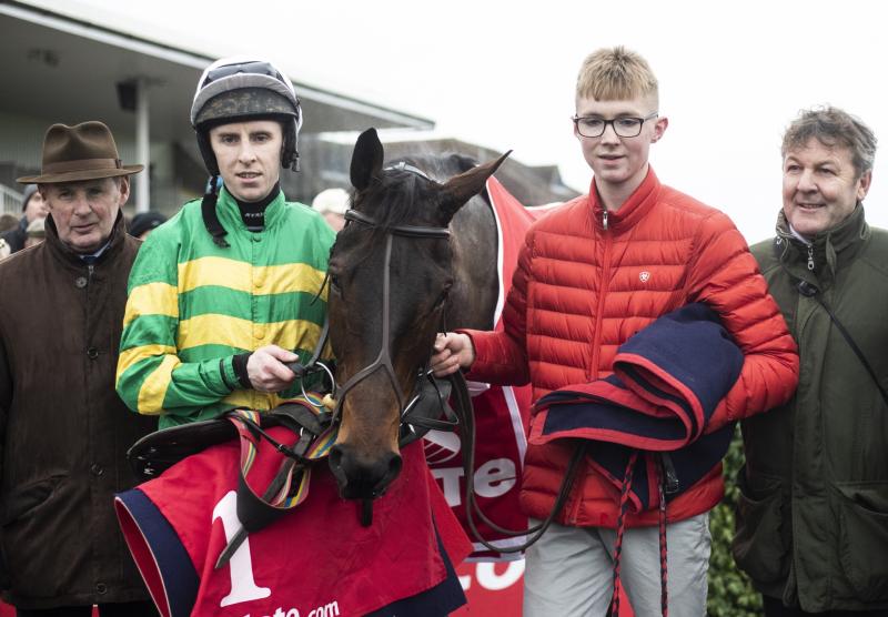 WATCH: Limerick trained and owned Ballyoisin wins Grade 2 Fortria Chase